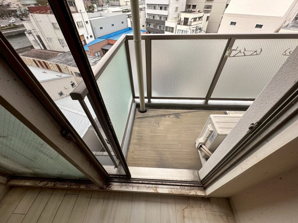 バルコニー　高圧洗浄