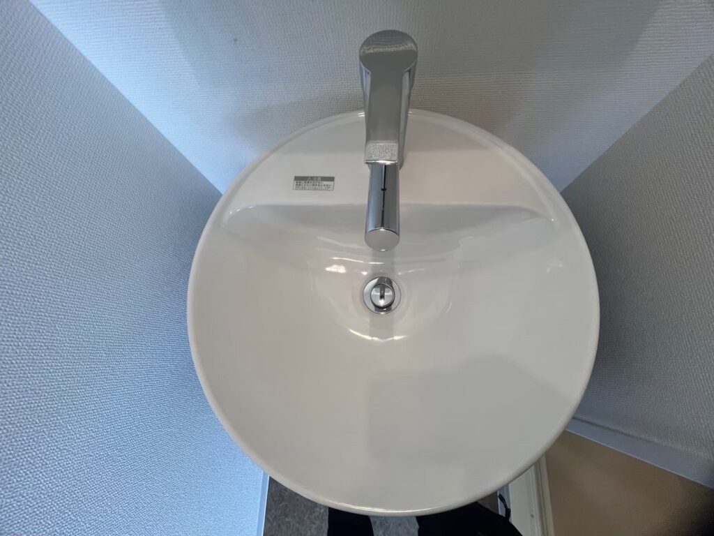 洗面　クロス貼替　クリーニング