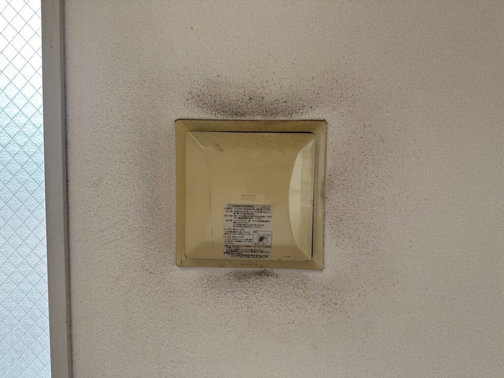 洋室　給気口交換